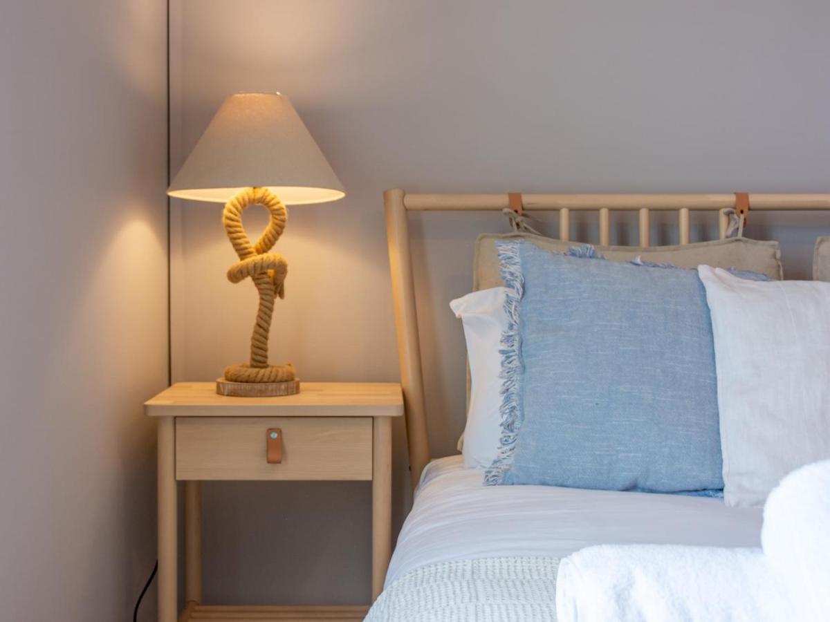 Pass The Keys 3 Bed Scandi Heaven Minutes From The Beach Whitstable Bagian luar foto